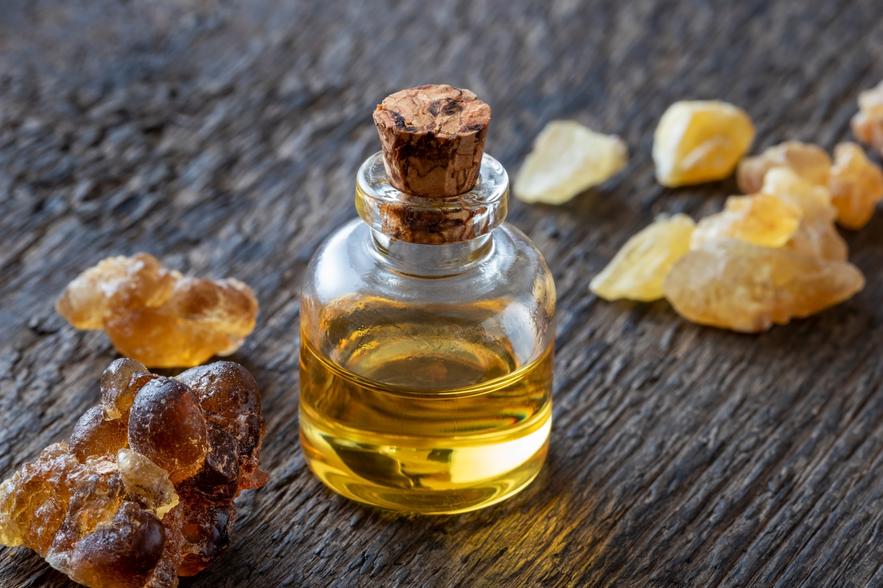 frankincense essential oil 